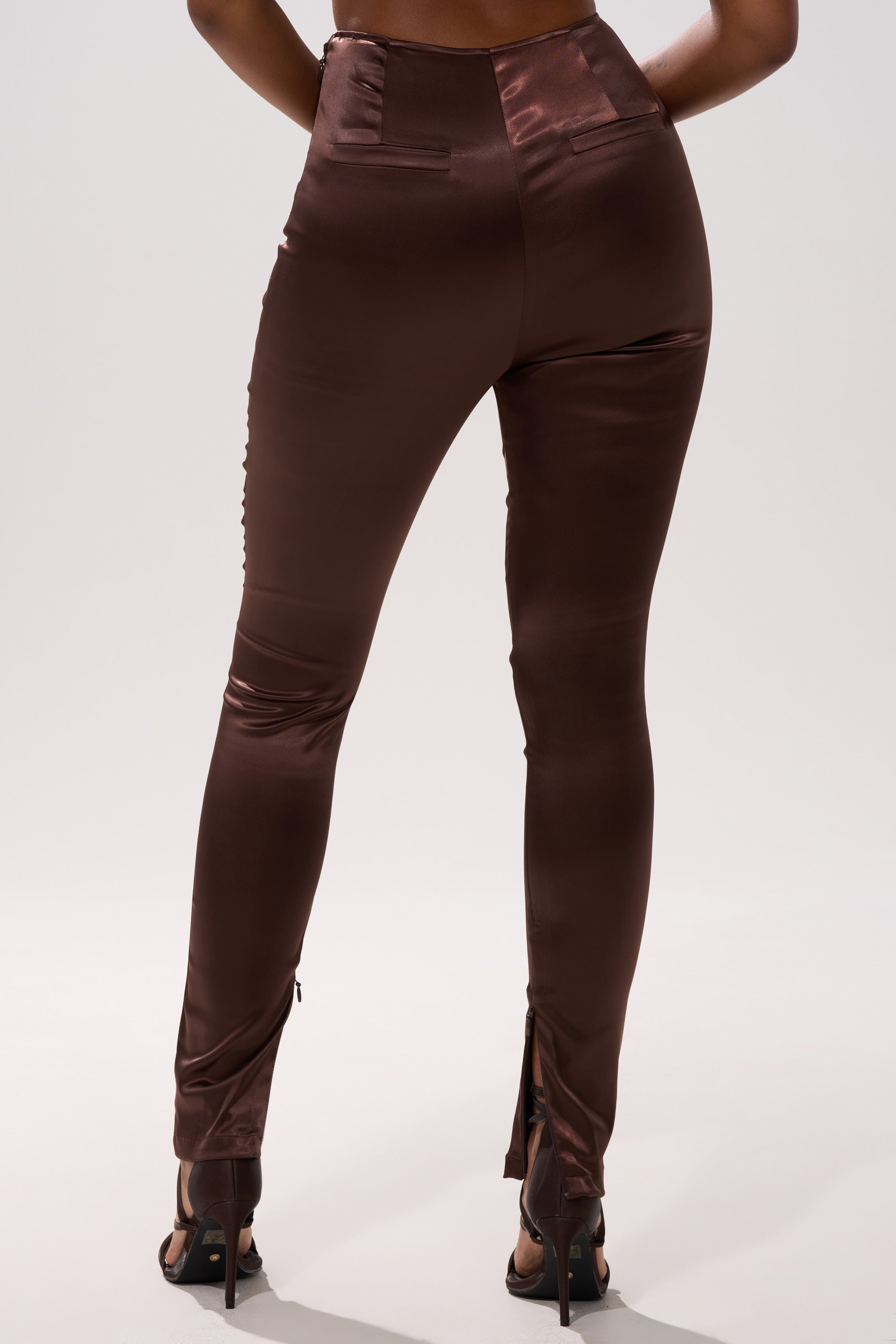 AINT MY PROBLEM LEGGING