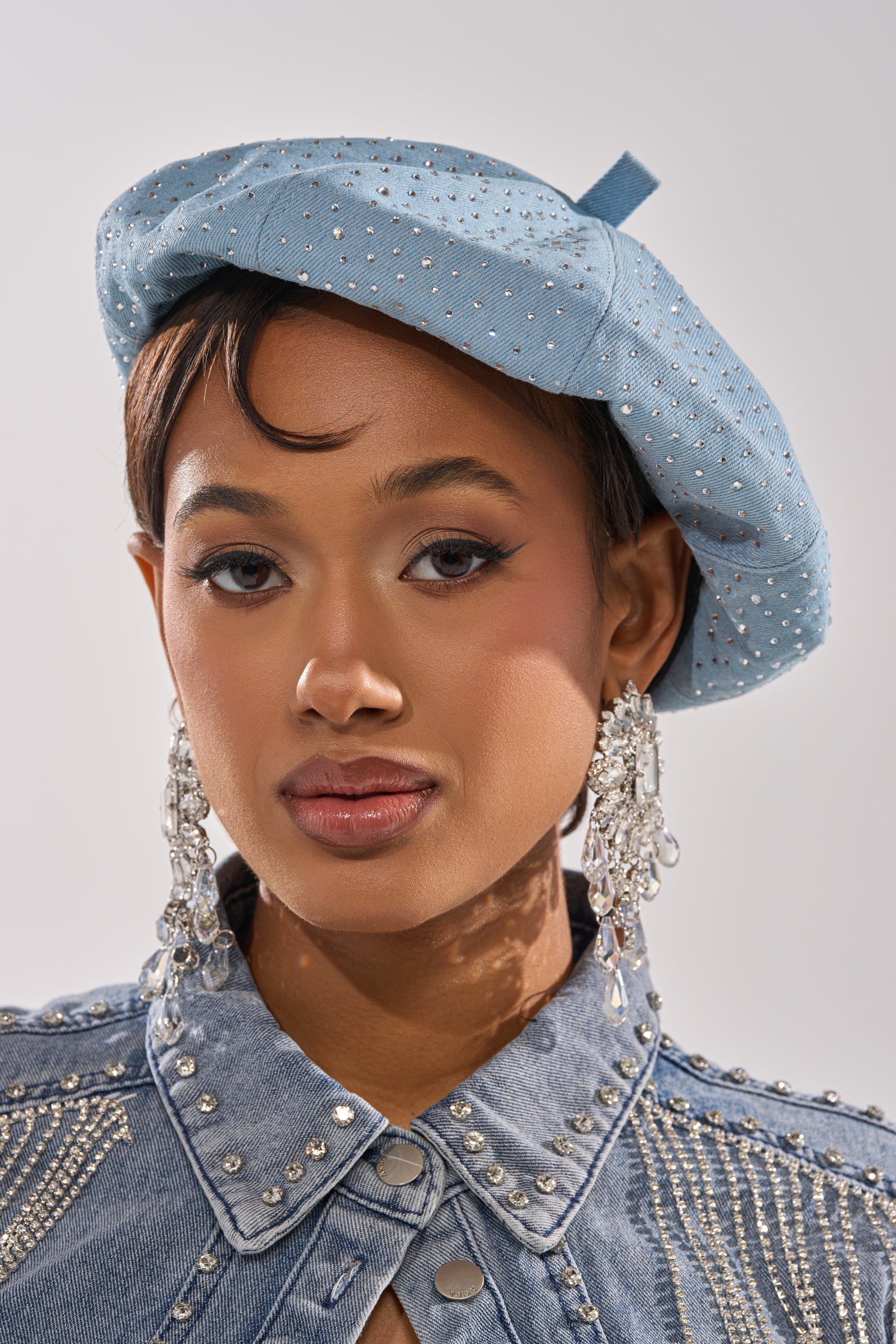 SEE ME COMING BLING BERET