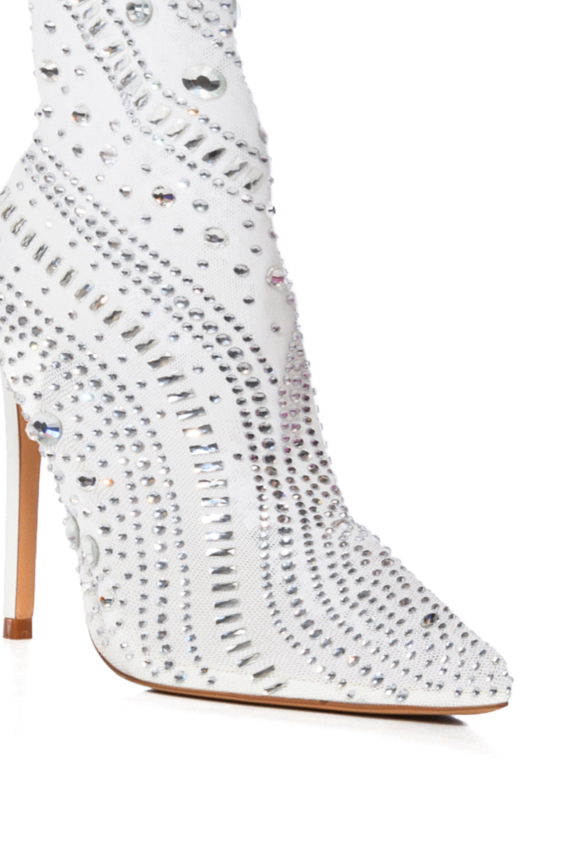 AZALEA WANG OPRY EMBELLISHED BOOTIE IN WHITE