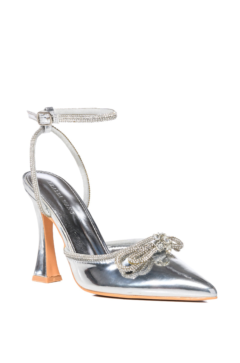 AZALEA WANG TAMIA EMBELLISHED CHUNKY PUMP IN SILVER