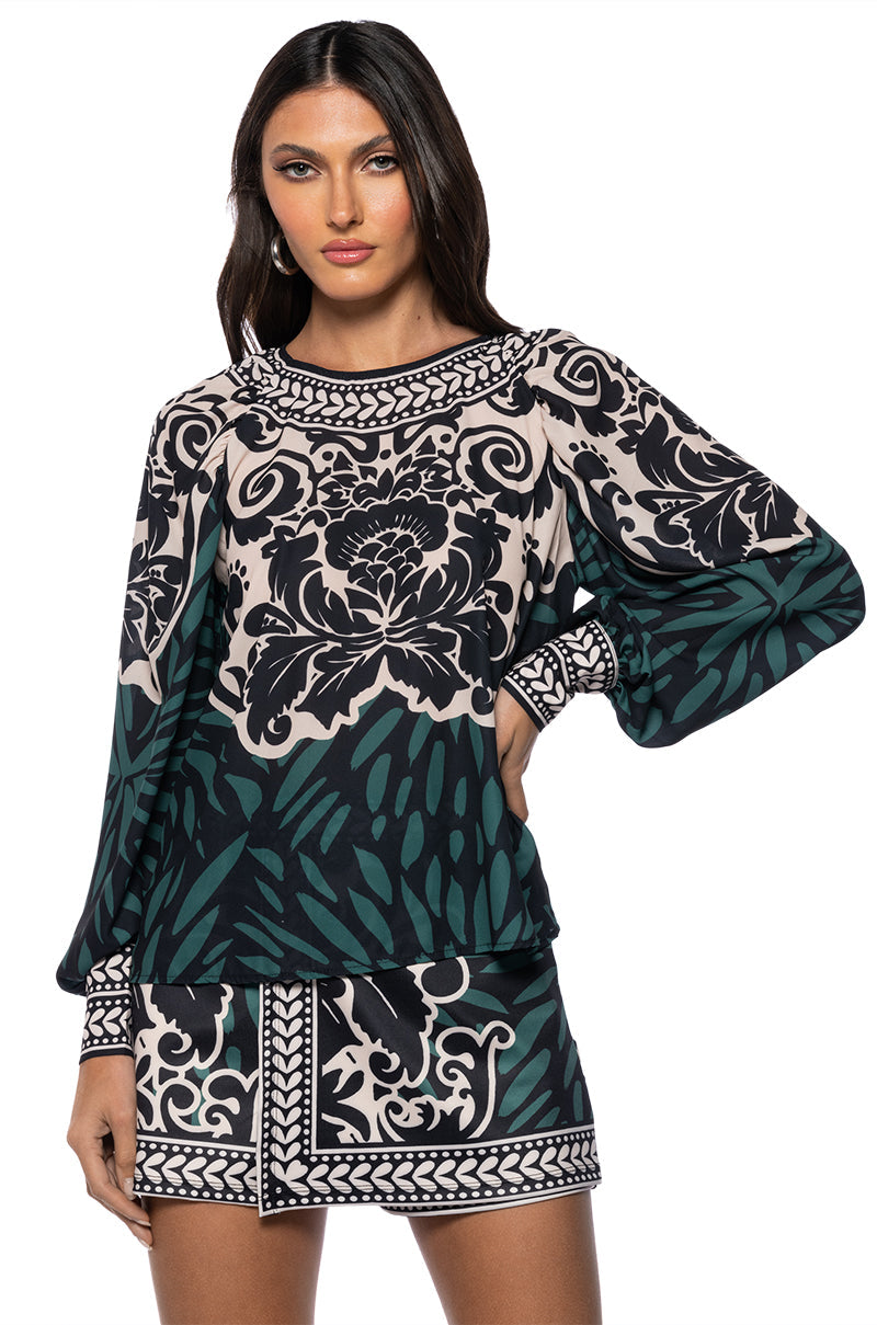 LATER BABY PRINTED BLOUSE AND SKORT SET