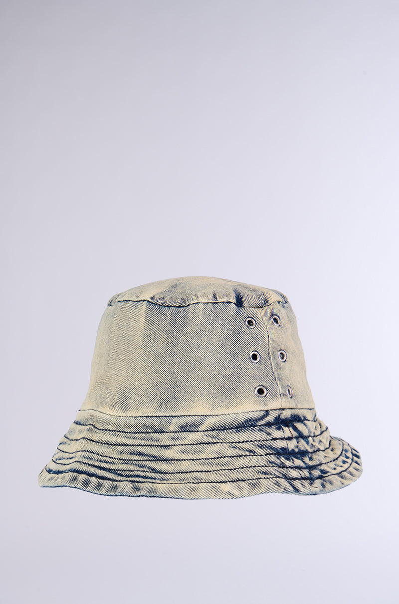 NEVER JADED WASHED BUCKET HAT